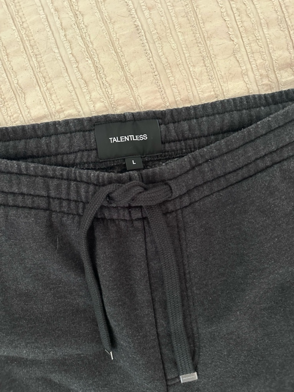 Talentless grey sweatpants, size L